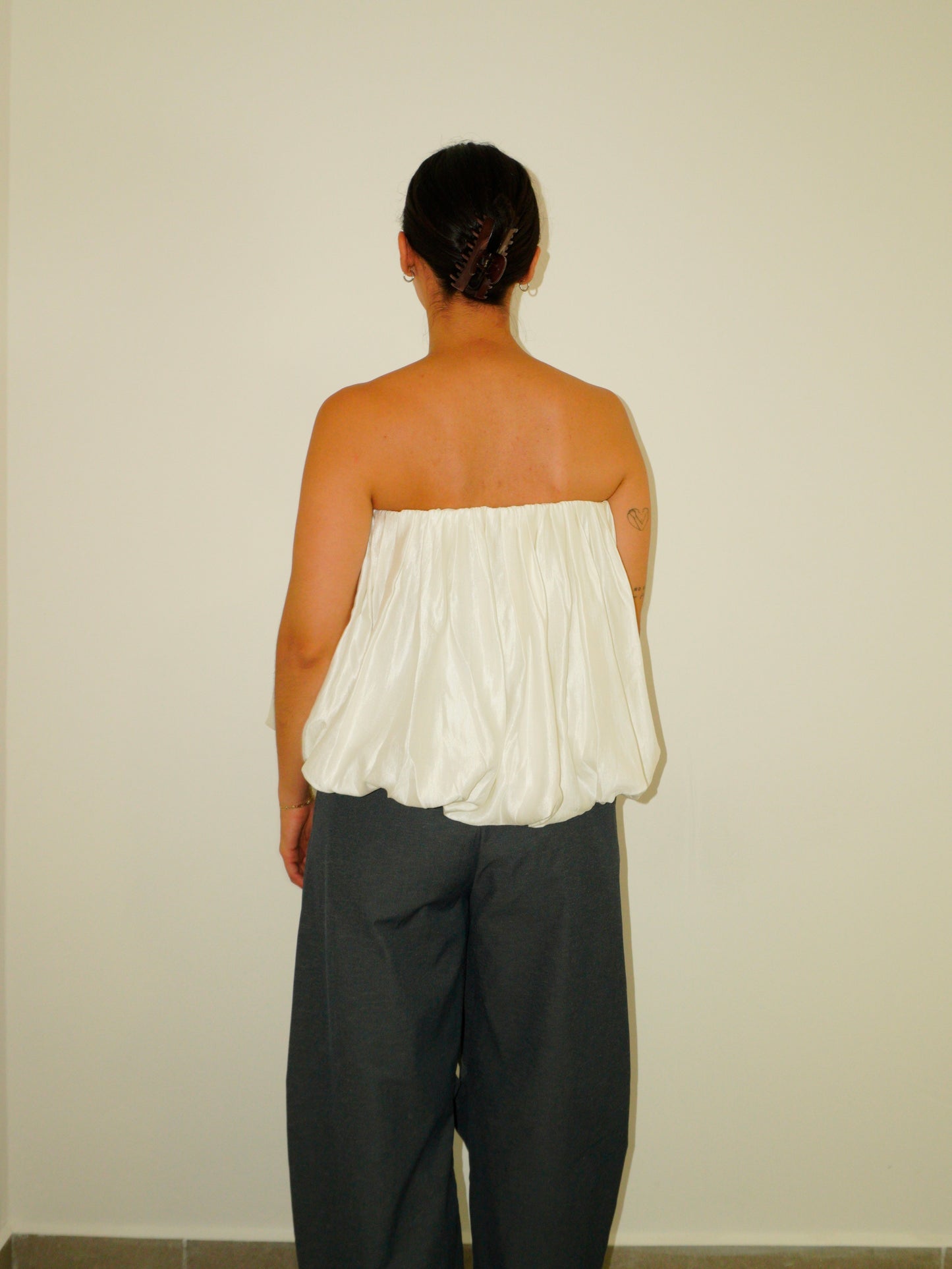 Blusa Globo Satinada Ivory