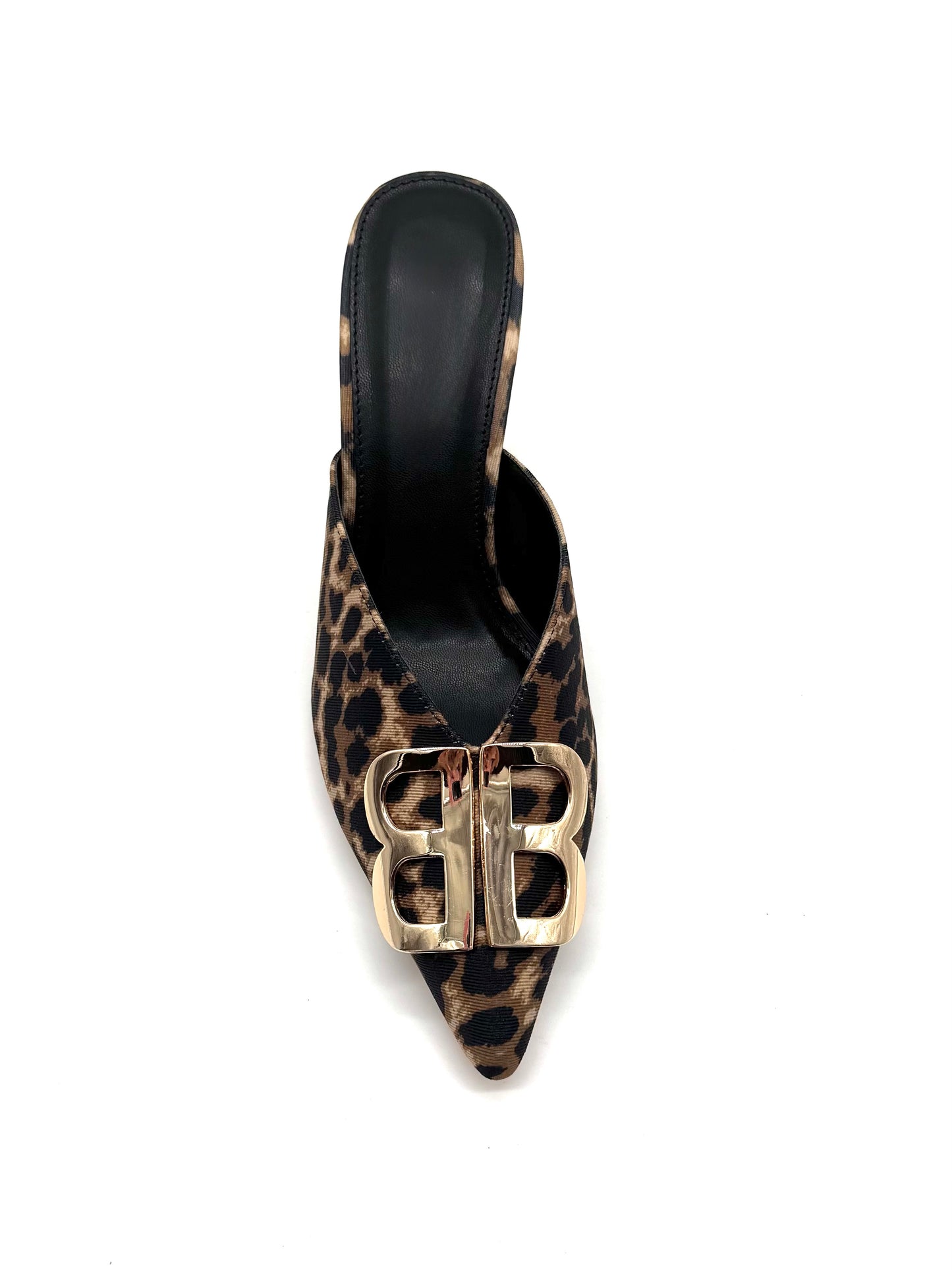 Indira leopardo