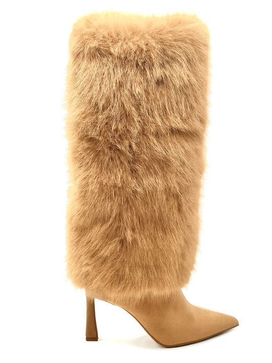 Zarielle Camel