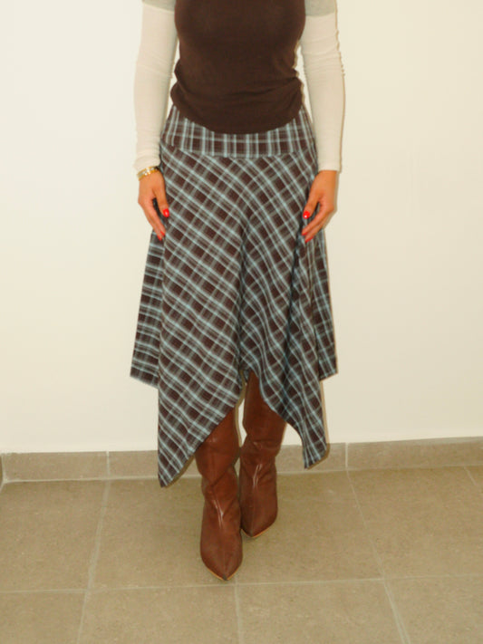 Falda Asimétrica