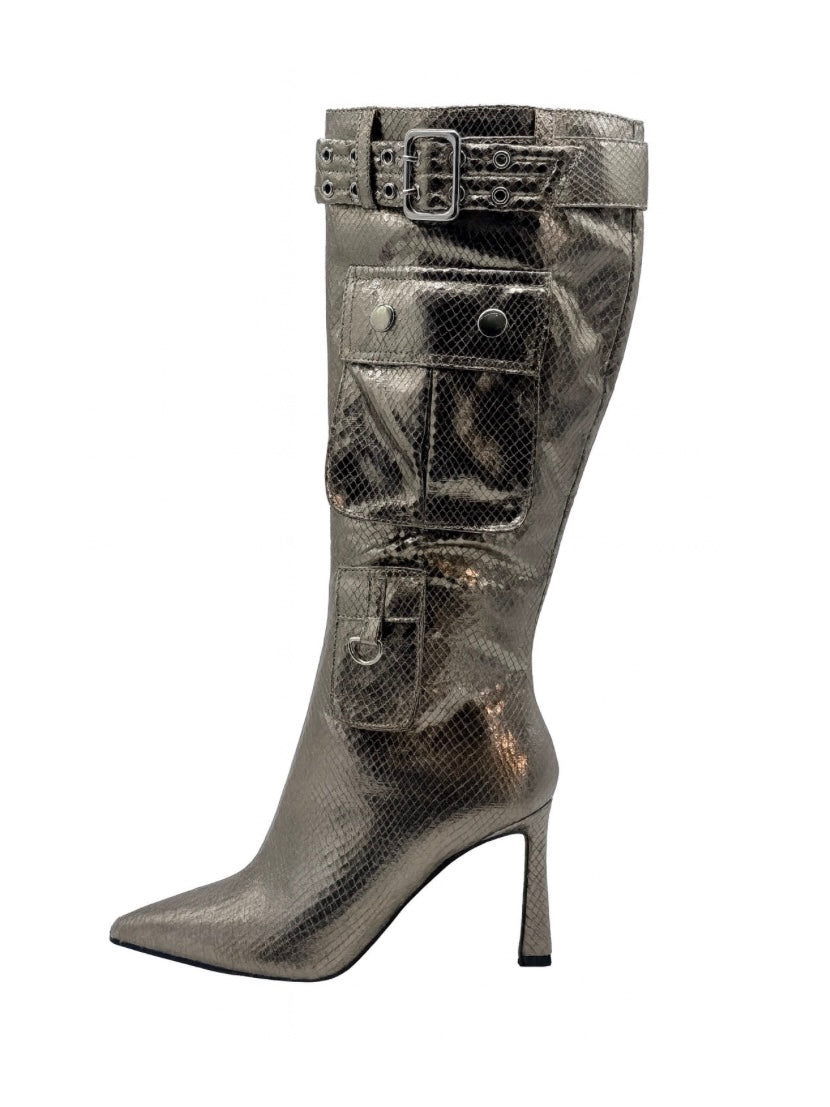 Cargo boots