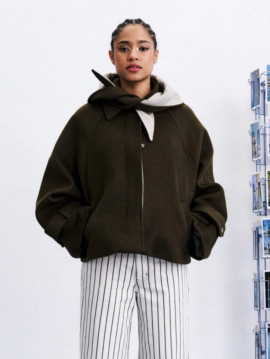 Chaqueta con Capa