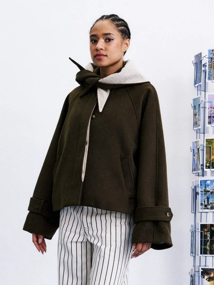 Chaqueta con Capa